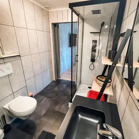 Le Petit Broux 3*