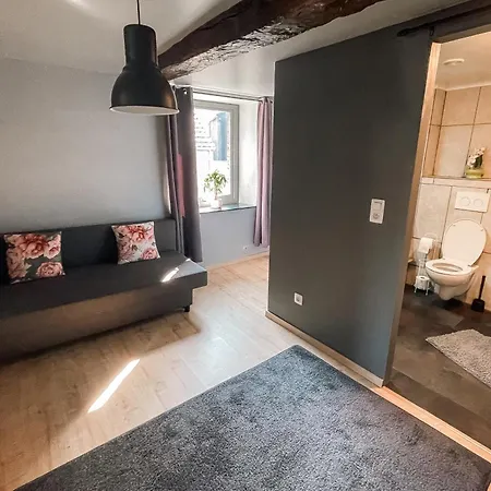 Le Petit Broux 아이웨일